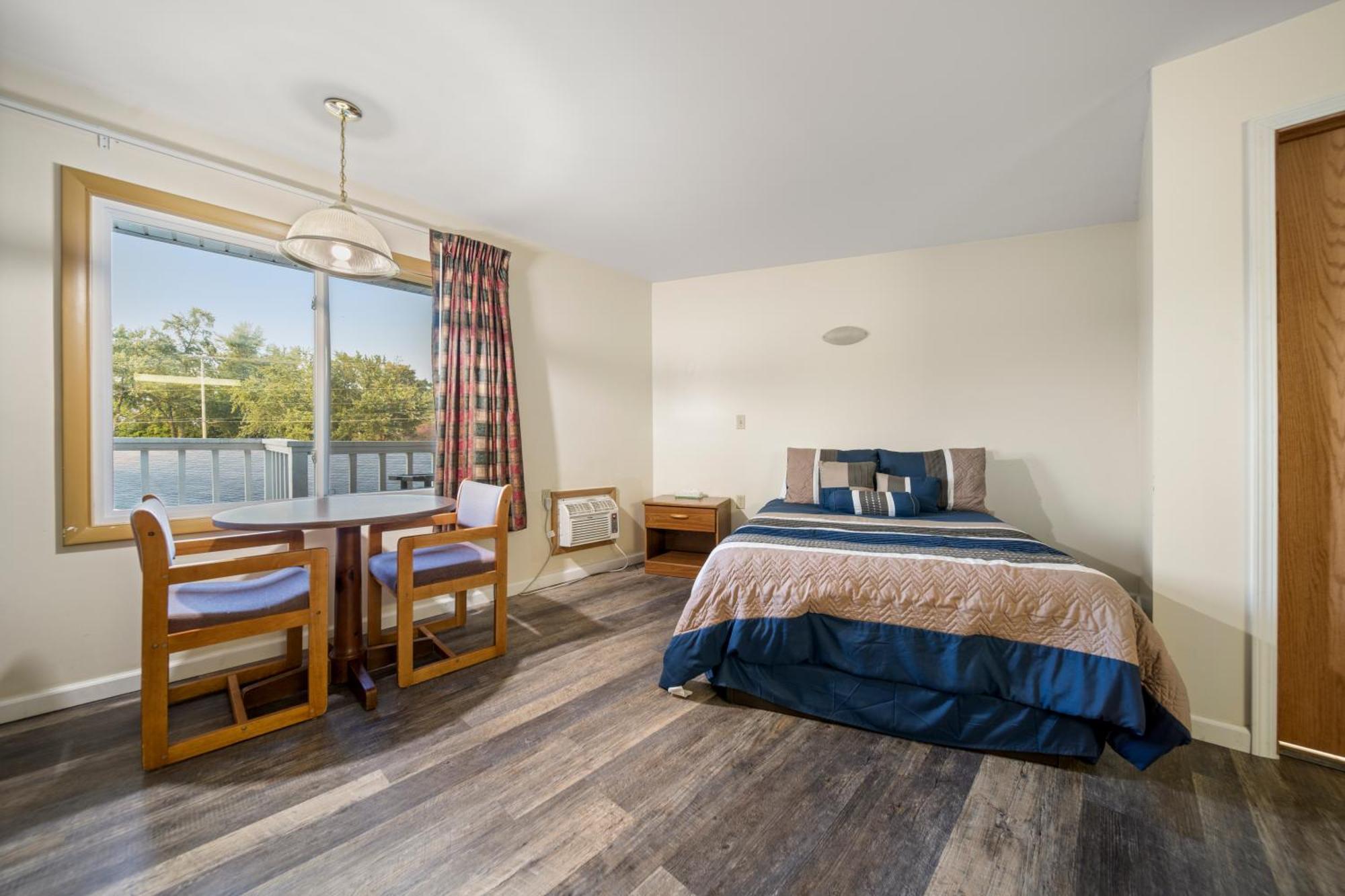 Thumb Heritage Inn Sandusky Экстерьер фото