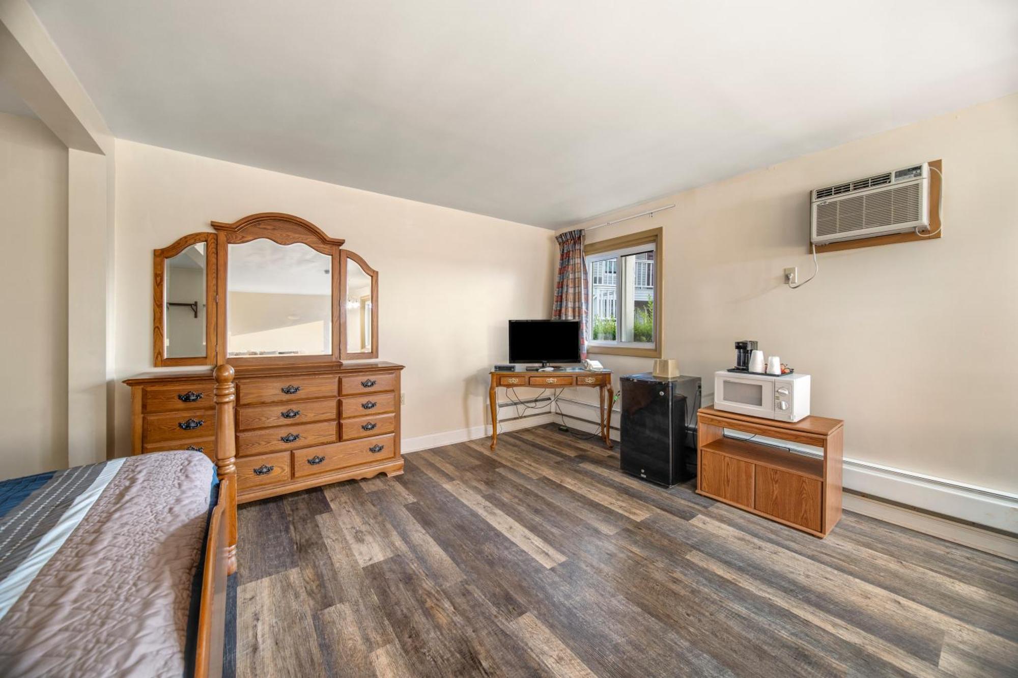 Thumb Heritage Inn Sandusky Экстерьер фото